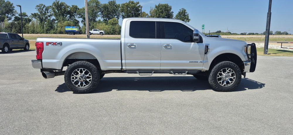 2017 Ford F-250 Super Duty XLT - Photo 6