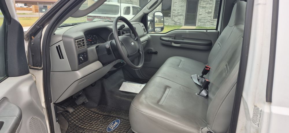 2003 Ford F-350 Super Duty XLT - Photo 9