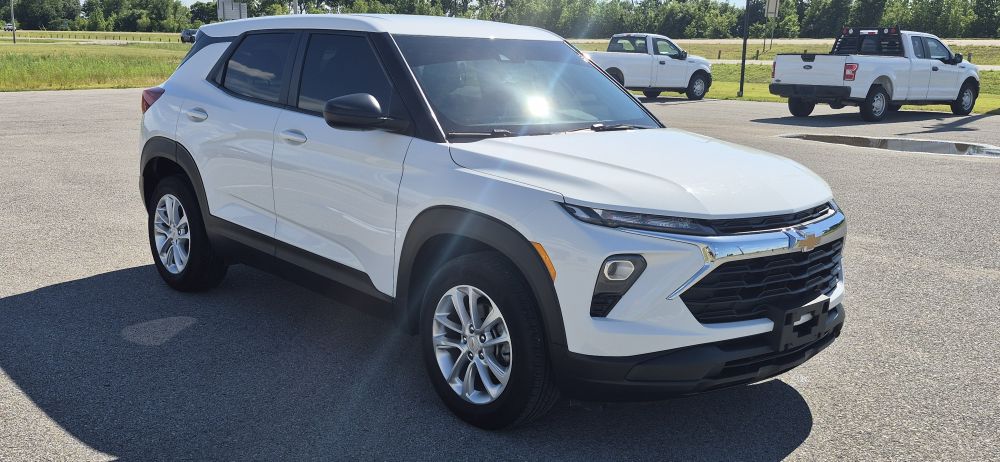 2024 Chevrolet Trailblazer LS's photo